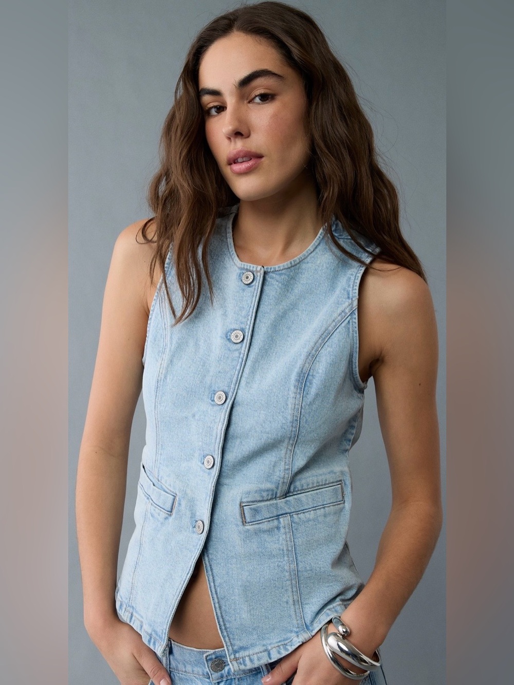 🌵AE American Eagle Outfitters Crew Neck Button-Up Denim Vest